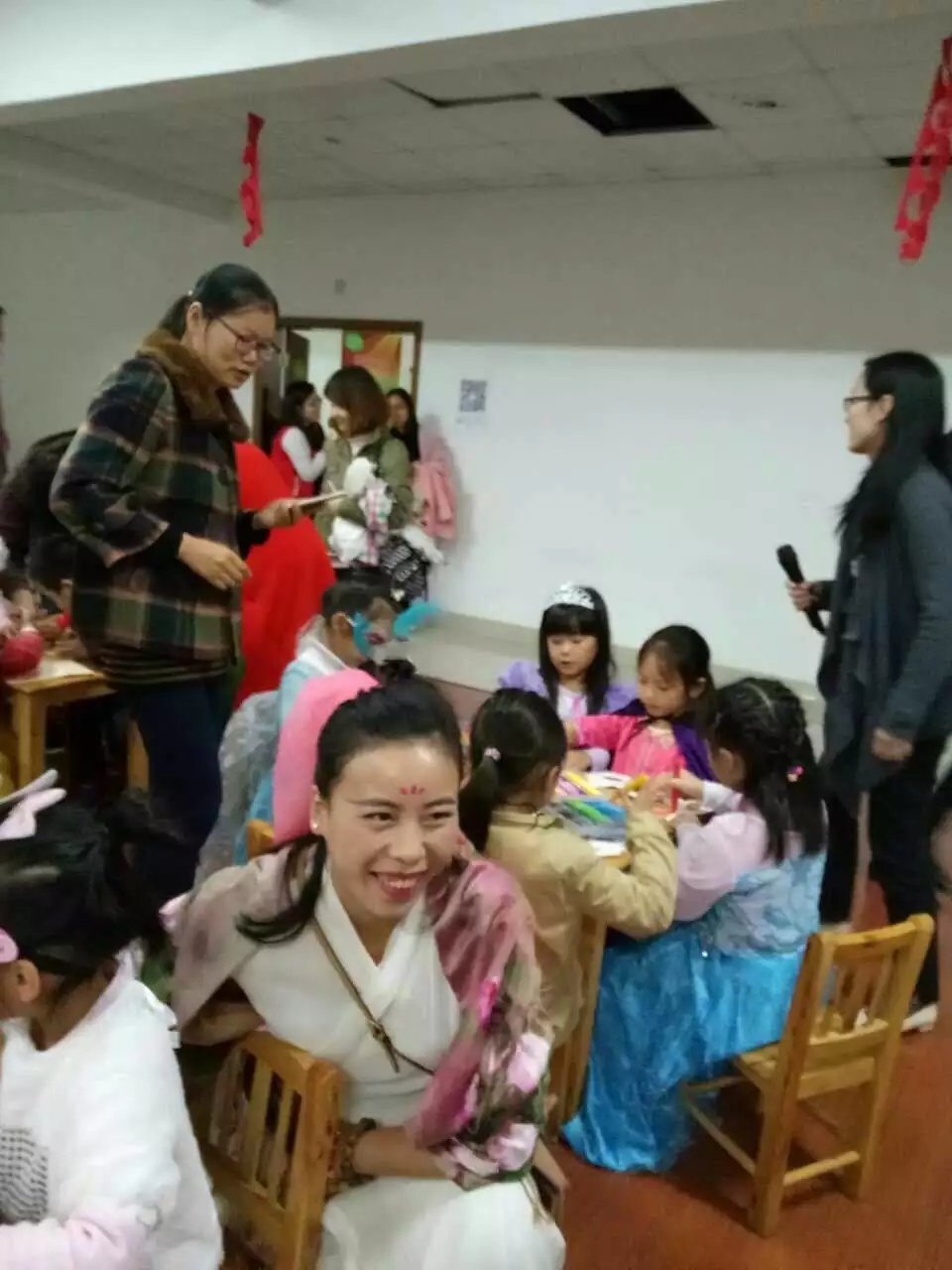 2016年社区公益活动英语角万圣节party